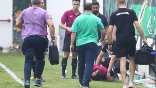 Κύπελλο: Διεκόπη για 15 λεπτά  το Αχαρναϊκός-Πιερικός λόγω τραυματισμού του πρώτου βοηθού από ρίψη αντικειμένων