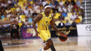 Αλμπισί για Παλέ: «Σημαντική νίκη σε μια τρελή ατμόσφαιρα»