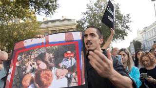 Απίστευτο βίντεο: Η απαγωγή Ισραηλινής με τα 2 μωρά παιδιά της από τρομοκράτες της Χαμάς