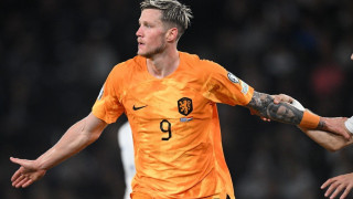 Φαν Ντάικ και Βέγκχορστ: «Άθλιος αγωνιστικός χώρος»