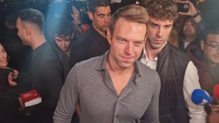 Κασσελάκης από Χίο: «Προανακριτική για το μπάζωμα στα Τέμπη»