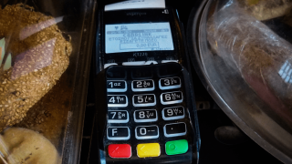 Απάτες με κάρτες: Έκαναν «φτερά» 12,49 εκατ. ευρώ το α’ εξάμηνο