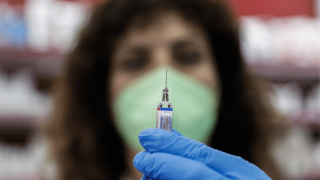 Έξαρση γρίπης: Αντιγριπικό εμβολιασμό χωρίς καθυστέρηση ζητά ο ΠΙΣ