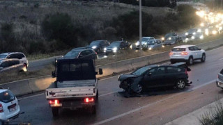 Θεσσαλονίκη: Καραμπόλα πέντε οχημάτων στον Περιφερειακό!