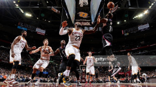 Νίκη των Καβς επί των Κλίπερς με εξαιρετικό ΛεΜπρόν! (vid)