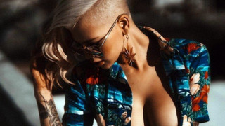 Το «καυτό» μοντέλο του Playboy με τα τατουάζ! (pics)