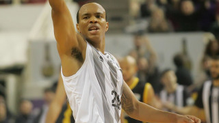 Σε πείσμα πολλών, είναι ακόμη εδώ