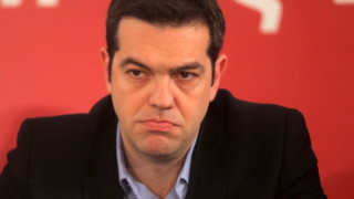 Γκράφιτι παρουσιάζει τον Τσίπρα ως Χίτλερ! (pics)