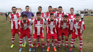 Τα βρήκαν μπαστούνια