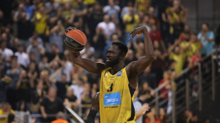 Άρης: Η παρακάμερα της εντυπωσιακής ατμόσφαιρας στο Αλεξάνδρειο (vid)