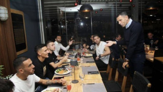 Η Εθνική γιόρτασε τα γενέθλια του Πογέτ: «Ενωμένοι μέσα και έξω από το γήπεδο»