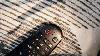 Ευρωβαρόμετρο: Ποιο ΜΜΕ εμπιστεύονται οι Έλληνες