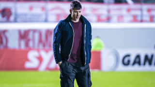 Σύγκρουση σε δυο μέτωπα!