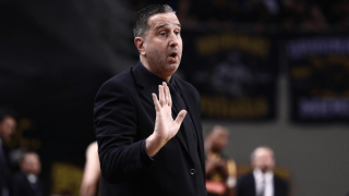 Τακιανός: «Εύχομαι ο κόσμος να αντιληφθεί το πόσο μας βοηθάει, μεγάλη ευκαιρία για εμάς ο αγώνας με την Μπενφίκα»