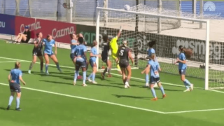 Γυναικείο ποδόσφαιρο - Αυστραλία: Εντυπωσιακό γκολ από απευθείας εκτέλεση κόρνερ