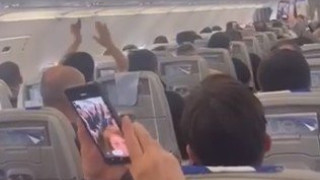 ΠΑΟΚτσήδικη «τρέλα» σε πτήση από το Ντίσελντορφ (vid)