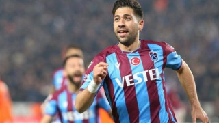 Sabah: «Η Μπεσίκτας διαπραγματεύεται με Τραμπζονσπόρ για τον Μπακασέτα»