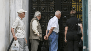 Τι 62, τι 66; «Κοντοζυγώνει» η αύξηση στο όριο συνταξιοδότησης