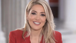 Έλενα Παπαβασιλείου: Επέστρεψε στην τηλεόραση μετά από 8 χρόνια