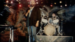 Προπλήρωσε την κηδεία του, άφησε πουρμπουάρ 1.000€: Η τελευταία επιθυμία του Σάκη Μπουλά