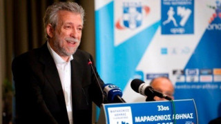 Στέλνει εκτός ποδοσφαίρου όσους έχουν παραπεμπτικά βουλεύματα ο Κοντον