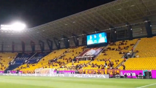 Τα μπλουζάκια με τον Κεμάλ στο ζέσταμα... οδήγησαν σε αναβολή του Σούπερ Καπ Τουρκίας! (vid)