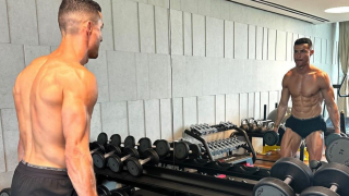 Έπεσαν... στόματα με το κορμί του Ρονάλντο στο Instagram