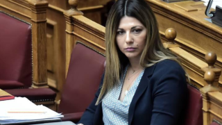 Ξέσπασε σε δάκρυα η Σοφία Ζαχαράκη για τη γυναικοκτονία στη Θεσσαλονίκη: «Σε σοκάρει»