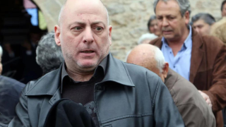 Σε τραγική κατάσταση ο ηθοποιός Γ. Λαμπάτος -«Ζω με 220€ το μήνα, καπνίζω αποτσίγαρα, σκέφτηκα να αυτοκτονήσω»