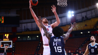 Αγγαρεία του Ολυμπιακού με τον Κολοσσό