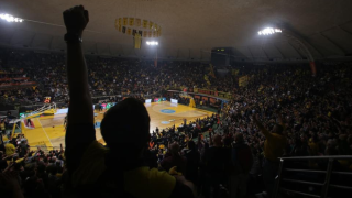 ΚΑΕ Άρης για Μπουρζ: «Θα έχουμε πάλι μαζί μας τον «έκτο παίκτη»