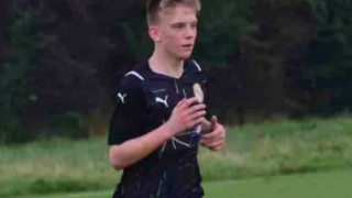 Νεαρός ποδοσφαιριστής έμεινε παράλυτος εν ώρα αγώνα, αφού έσπασε τον λαιμό του