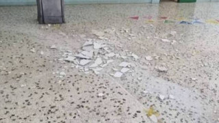 Θεσσαλονίκη: Τραυματισμός πολίτη από «ιπτάμενους» σοβάδες