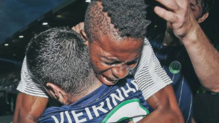 Βόλφσμπουργκ για Βιεϊρίνια: «Να αισθάνεσαι την αγκαλιά μας, θρύλε»