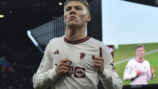 Διπλό της Γιουνάιτεντ στο «Βίλα Παρκ», 2-1 την Άστον Βίλα