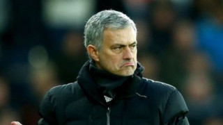 Ψάχνει τρεις παίκτες-«κλειδιά» ο Μουρίνιο για την Γιουνάιτεντ