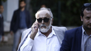 Κουρουμπλής: Προσπαθεί να «μαζέψει» όσα είπε για τα κιλά των δικηγόρων