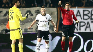 Δεν φταίνε οι οπαδοί, αλλά οι γελοίοι που ξεφτιλίζουν το ποδόσφαιρο