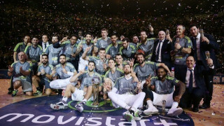 Σε κοινή θέα για τους φίλους της Ρεάλ το κύπελλο! (pic)