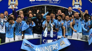 Ο Καμπαγιέρο χάρισε το τρόπαιο στη Μάντσεστερ Σίτι