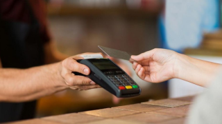 Βαριές «καμπάνες» σε όσους φοροδιαφεύγουν μέσω... POS