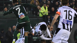 Αρχίατρος της Super League με αφορμή τον τραυματισμό του Μπάμπα: «Υπάρχει κίνδυνος να χαθεί μία ζωή, γιατί...»