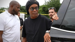 Μαζί με τους παίκτες του ελληνικού survivor ο Ροναλντίνιο!