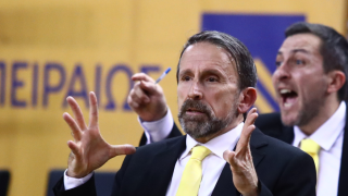 Ο Πλάθα αποκάλυψε ότι... όλοι στην ΑΕΚ είναι απλήρωτοι