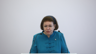 Διχάζει το νομοσχέδιο Μενδώνη για την υποχρεωτική ελληνική μουσική