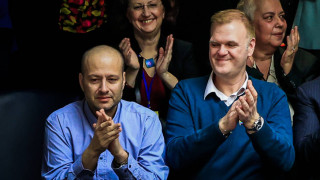 Με αστυνομική παρουσία ο πρώτος γάμος ομοφύλων στη Νέα Σμύρνη-Δέχτηκαν απειλές