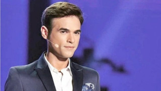 Μένιος Φουρθιώτης: Αποκάλυψε ποια ελληνική ομάδα υποστηρίζει και… αποθεώθηκε!