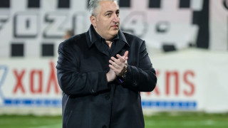 Μιχάλης Μπούσης: Αγόρασε τη φανέλα του Βαγγέλη Παυλίδη από το Γουέμπλεϊ