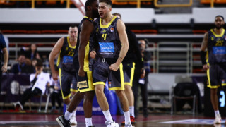 LIVE STREAMING: Η μάχη του Άρη με τον Ολυμπιακό