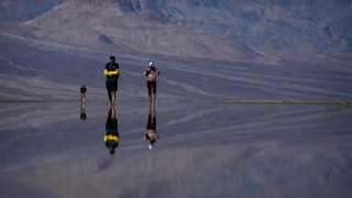 ΗΠΑ: Άνεμοι μετακίνησαν ολόκληρη λίμνη!